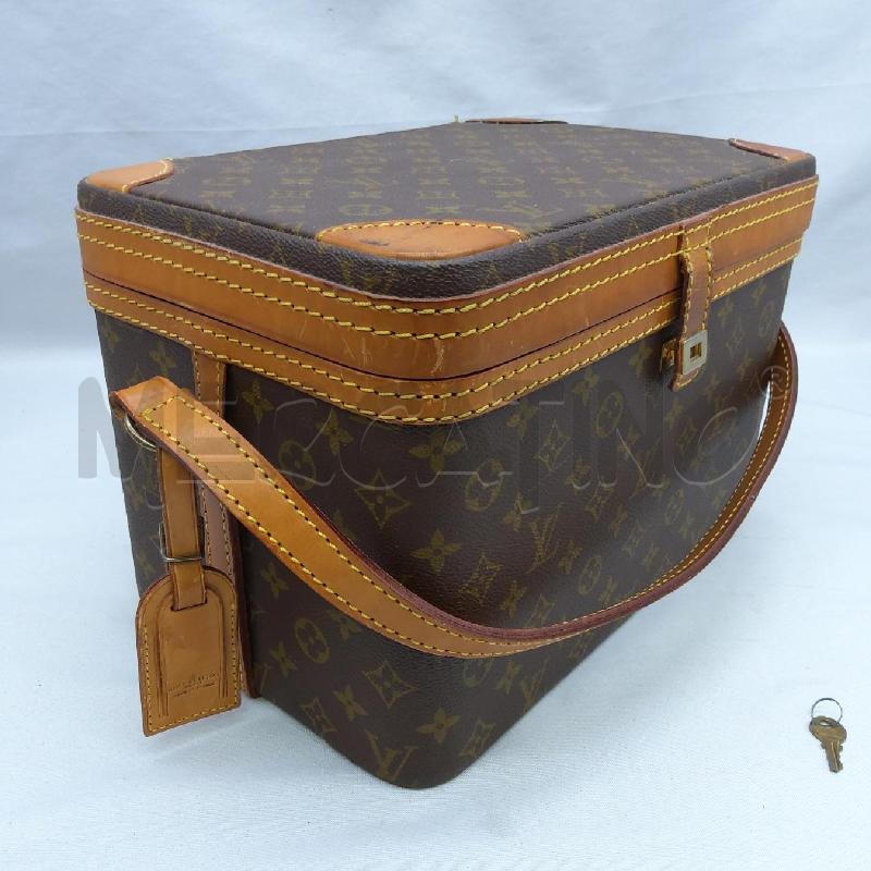 VANITY CASE LOUIS VUITTON TELA MONOGRAM NO LUCCHETTO E CHIUSURA LIEVEMENTE ROTTA  | Mercatino dell'Usato San maurizio canavese 2