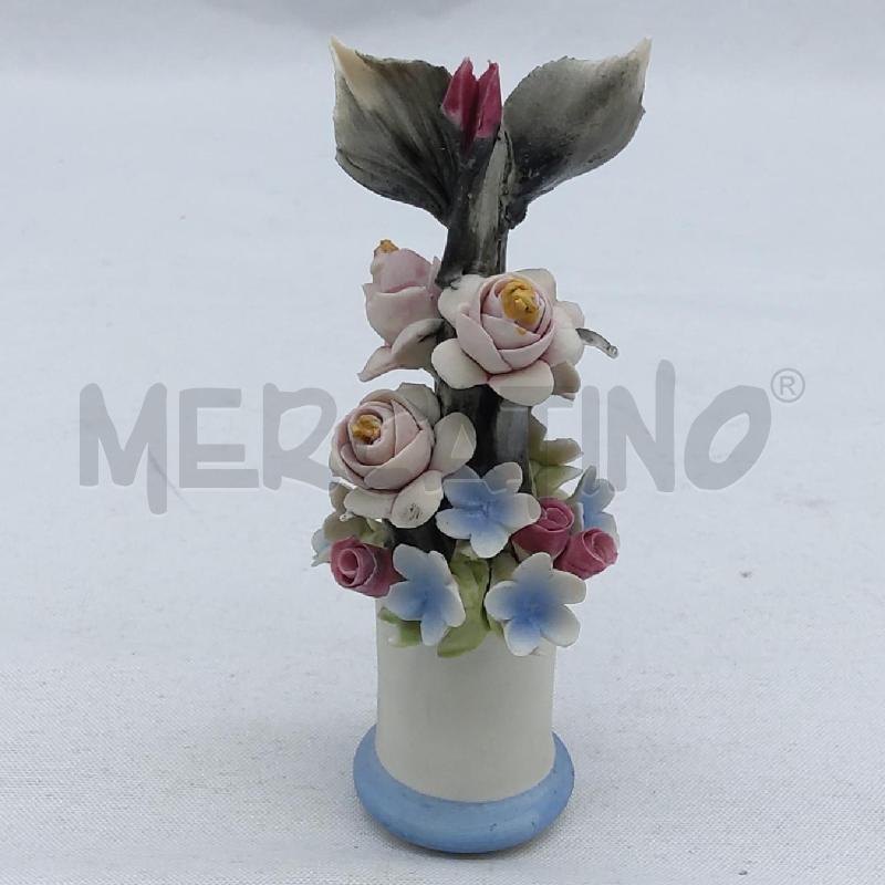 VASETTO BCO AZZURRO CAPODIMONTE FIORI ROSA | Mercatino dell'Usato San maurizio canavese 1