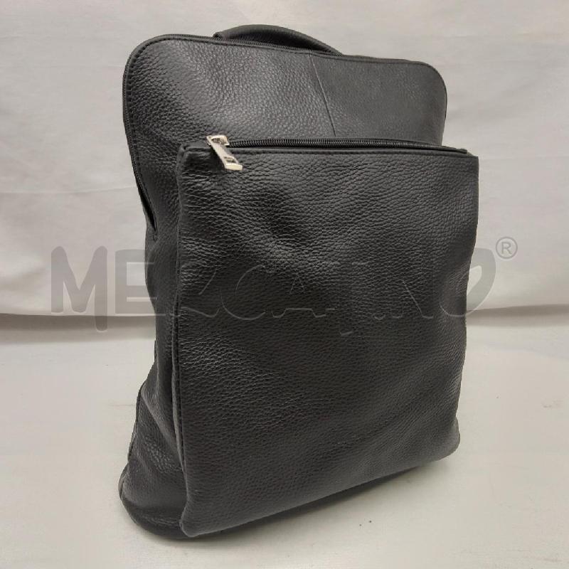 ZAINO DONNA +39 LEATHER GOODS NERO MARTELLATO  | Mercatino dell'Usato San maurizio canavese 4