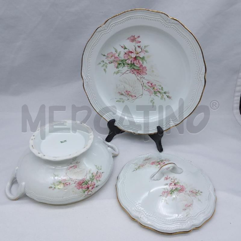 ZUPPIERA + VASSOIO LIMOGES BIANCO DECORO ROSA CANINA | Mercatino dell'Usato San maurizio canavese 3
