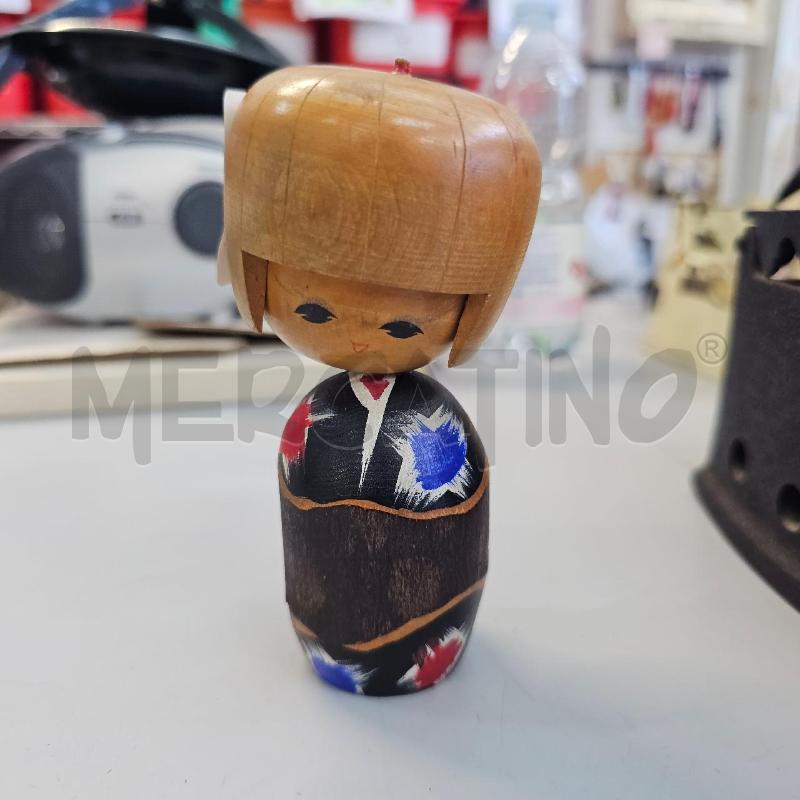 BAMBOLINA ORIENTALE TESTA PIEGATA  | Mercatino dell'Usato Chivasso 1