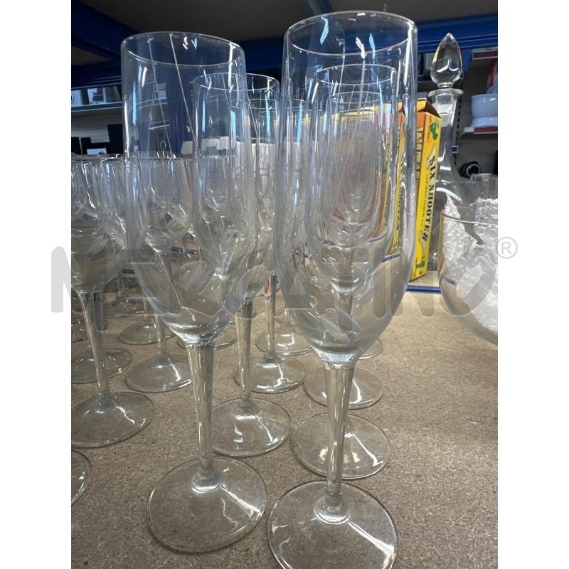 BICCHIERI PZ. 12+12+12 FLUTES  VINO  | Mercatino dell'Usato Chivasso 2