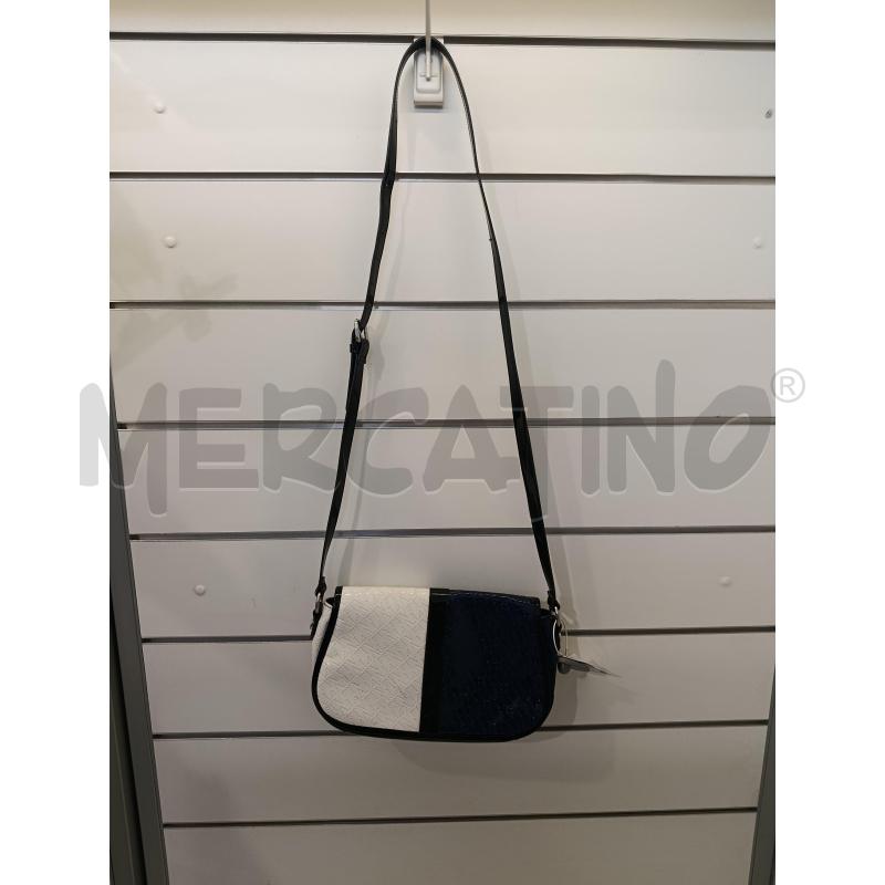 BORSA DONNA ARMANI JEANS BLU BIANCA VERNICE  | Mercatino dell'Usato Chivasso 2