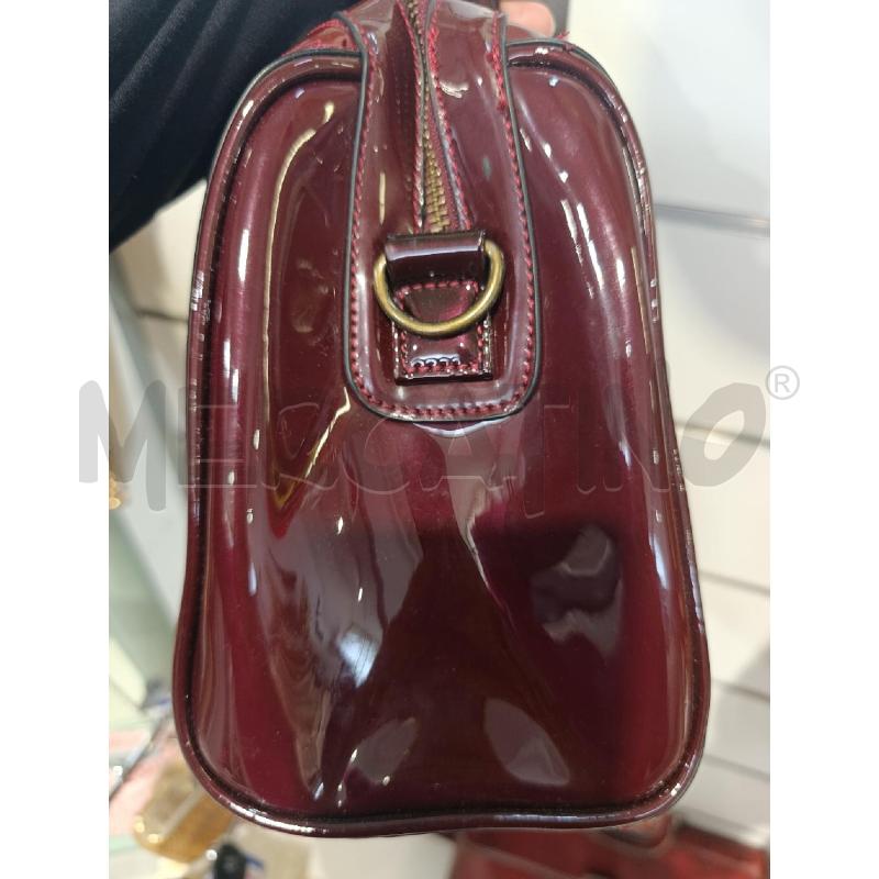 BORSA DONNA BORDEAUX VERNICE DESIGUAL NO TRACOLLA  | Mercatino dell'Usato Chivasso 3