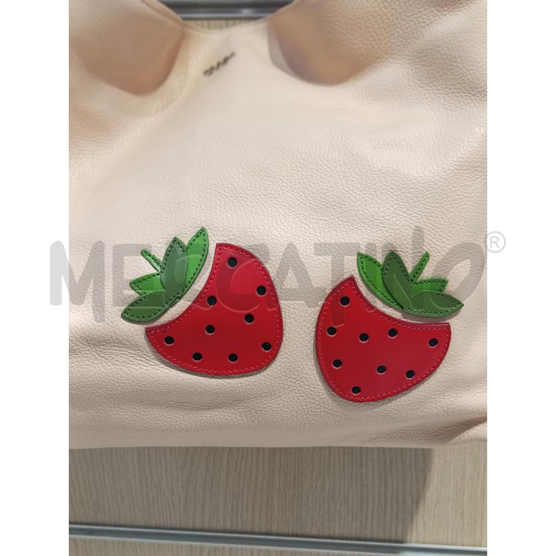BORSA DONNA TOSCA BLU COLORE ROSA CON INSERTO FRAGOLE | Mercatino dell'Usato Chivasso 1