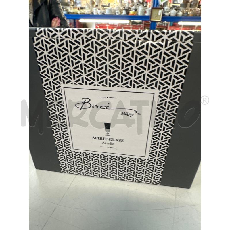 BOTTIGLIA + BICCHIERINI PLEXIGLASS BACI MILANO  | Mercatino dell'Usato Chivasso 2
