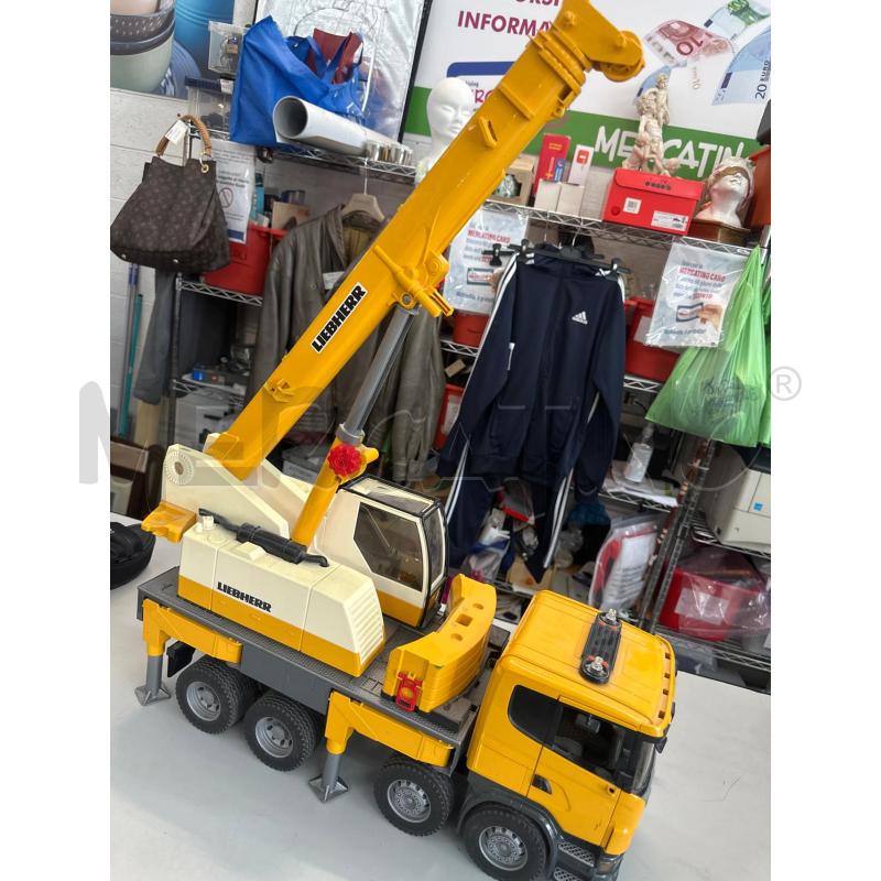 CAMION GRANDE LIEBHERR | Mercatino dell'Usato Chivasso 2