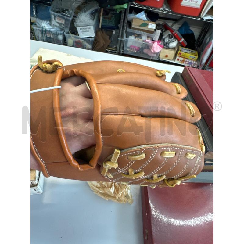 GUANTONE BASEBALL CUSTOM BUILT  3200C  | Mercatino dell'Usato Chivasso 2