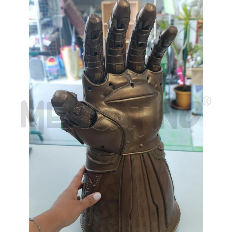 GUANTO THANOS 2017 HASBRO ARTICOLAZIONI  | Mercatino dell'Usato Chivasso 2