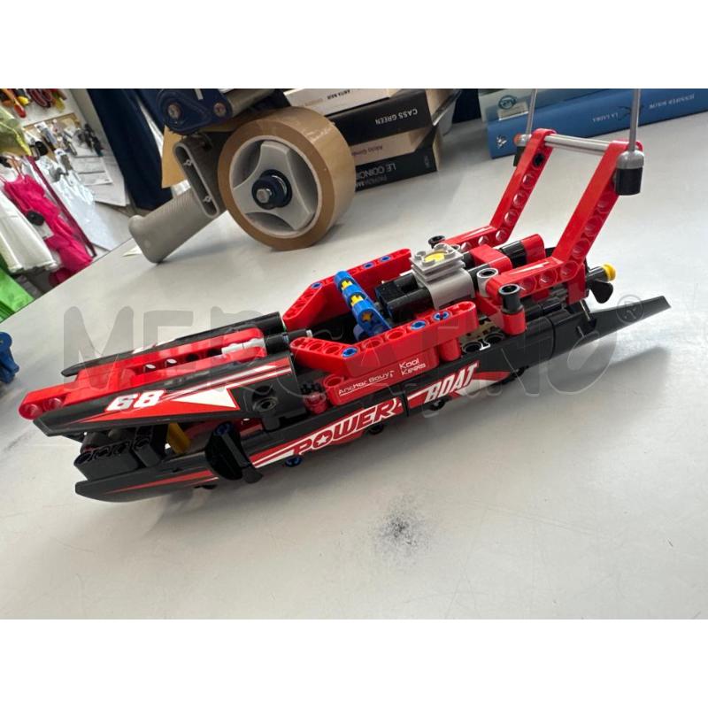 LEGO TECHNIC MONTATO MOTOSCAFO | Mercatino dell'Usato Chivasso 1