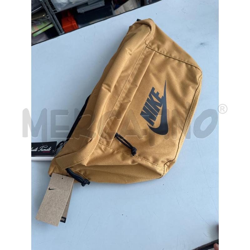 MARSUPIO UOMO SENAPE NIKE | Mercatino dell'Usato Chivasso 1