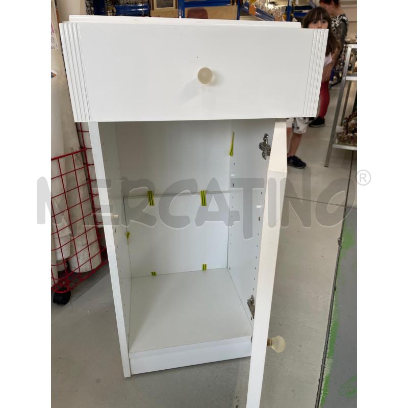MOBILETTO BIANCO CASSETTINO ANTINA  | Mercatino dell'Usato Chivasso 2