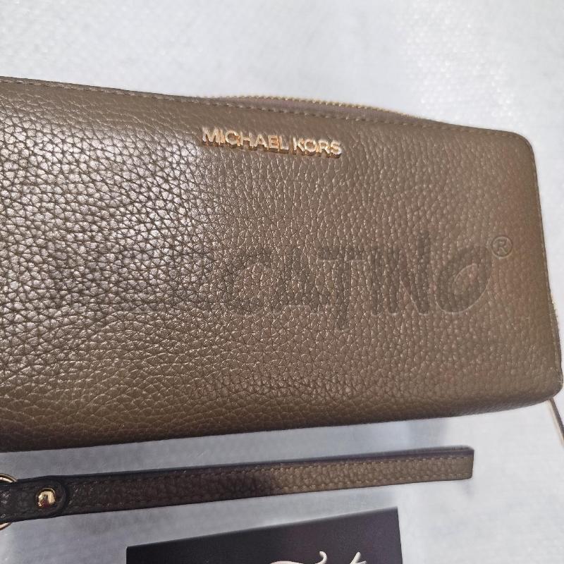 PORTA FOGLIO MICHAEL KORS VERDONE PELLE | Mercatino dell'Usato Chivasso 2