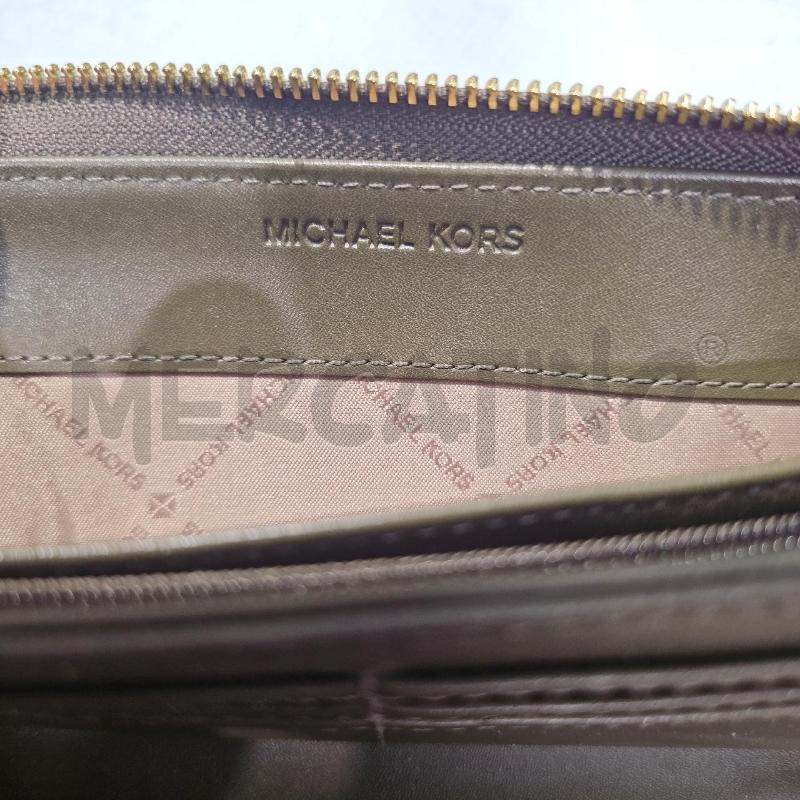 PORTA FOGLIO MICHAEL KORS VERDONE PELLE | Mercatino dell'Usato Chivasso 4
