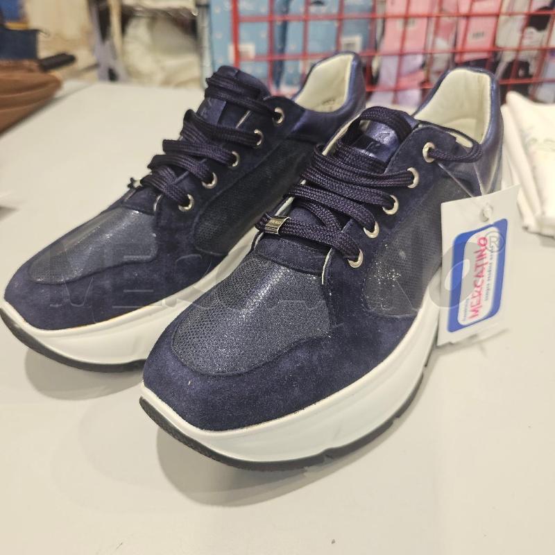 SNEAKERS DONNA FRAU BLU BIANCHE STRINGATE | Mercatino dell'Usato Chivasso 1