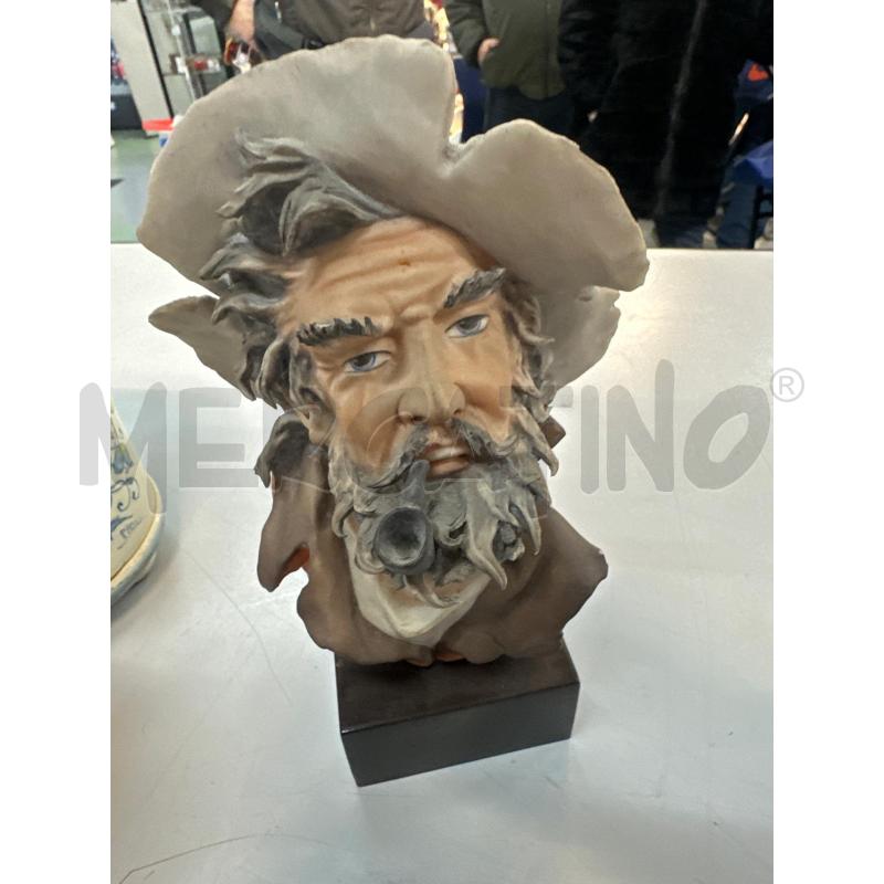 STATUA CAPODIMONTE UO0MO BARBUTO CON PIPA | Mercatino dell'Usato Chivasso 1
