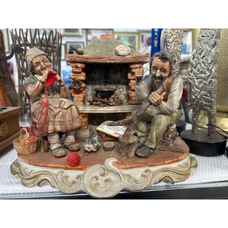 STATUA CAPODIMONTE UOMO E DONNA DAVANTI AL CAMINETTO | Mercatino dell'Usato Chivasso 1