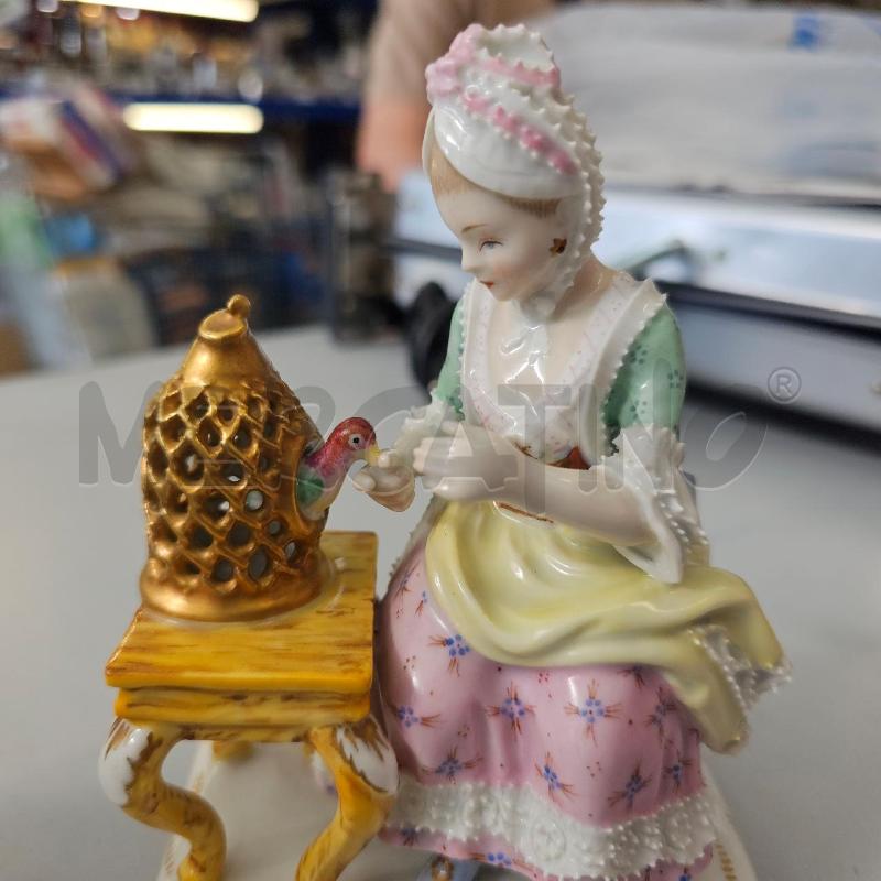 STATUA ROYAL VIENNA PORCELLAIN FIGURE 18TH DAMA CON UCCELLINO | Mercatino dell'Usato Chivasso 5