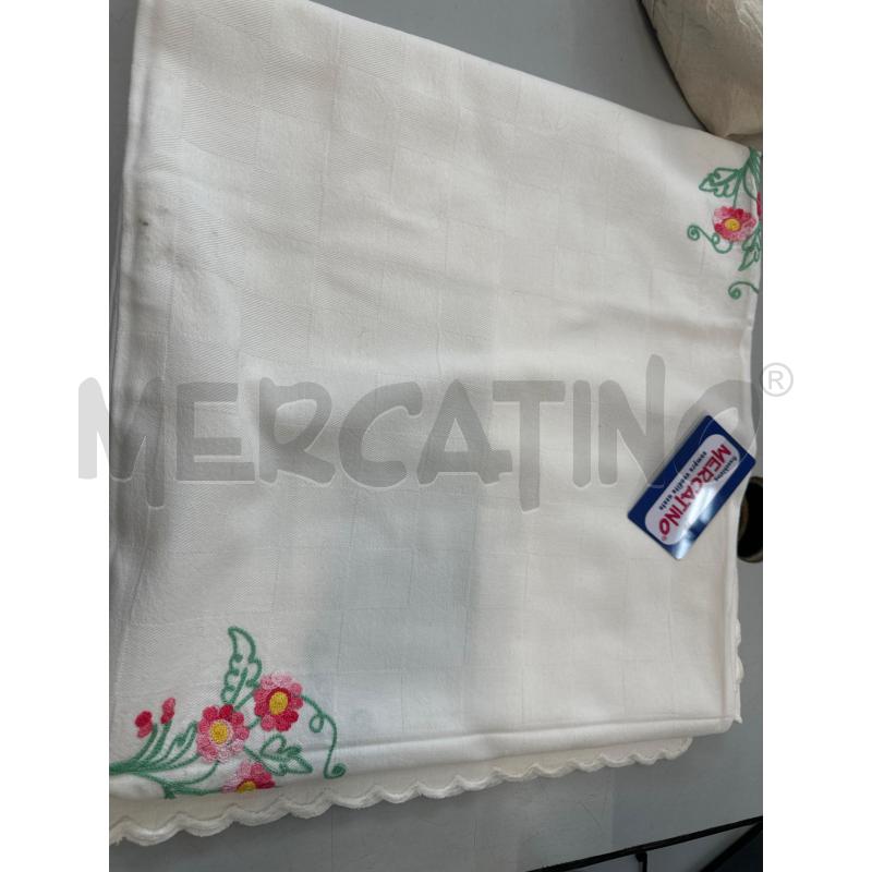 TOVAGLIA FIORI RICAMI DELLA NONNA RETTANGOLARE  | Mercatino dell'Usato Chivasso 1