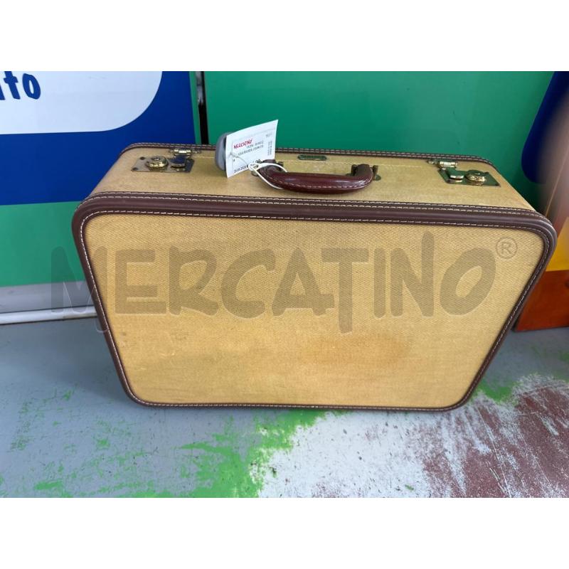 VALIGIA RIGIDA OSHKOSH | Mercatino dell'Usato Chivasso 1