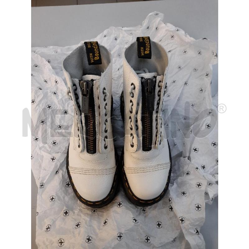 ANFIBI DONNA DR MARTENS BCO PELLE MARTELLATA PLATFORM  | Mercatino dell'Usato Avigliana 1