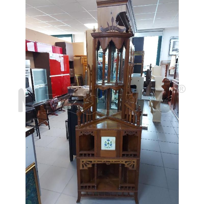 ANGOLIERA  ANTIQUARIATO  MEDIO ORIENTE | Mercatino dell'Usato Avigliana 1
