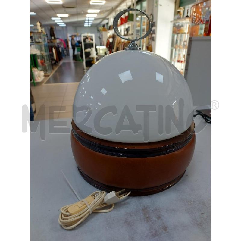 LAMPADA ANNI 70 CON BASE ECOPELLE E LEGNO | Mercatino dell'Usato Avigliana 2