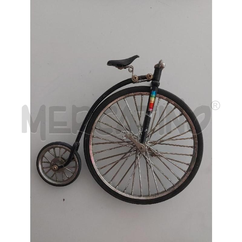 MODELLINO BICICLETTA RUOTA GRANDE  | Mercatino dell'Usato Avigliana 1