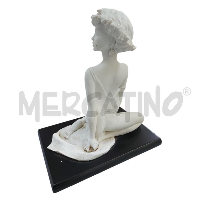 SCULTURA CASAROTTO - RAGAZZA BASE LEGNO  | Mercatino dell'Usato Avigliana 2