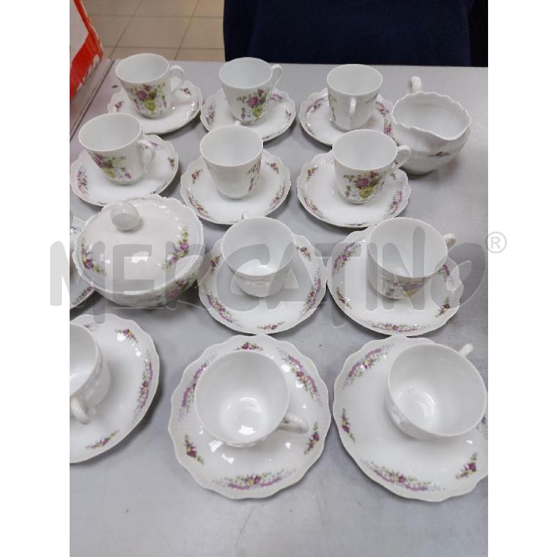 SERVIZIO TAZZINE PORCELLANA GIRAUD LIMODES PZ.12 + CAFETTIERA+LATTIERA+ZUCCHERIERA | Mercatino dell'Usato Avigliana 1