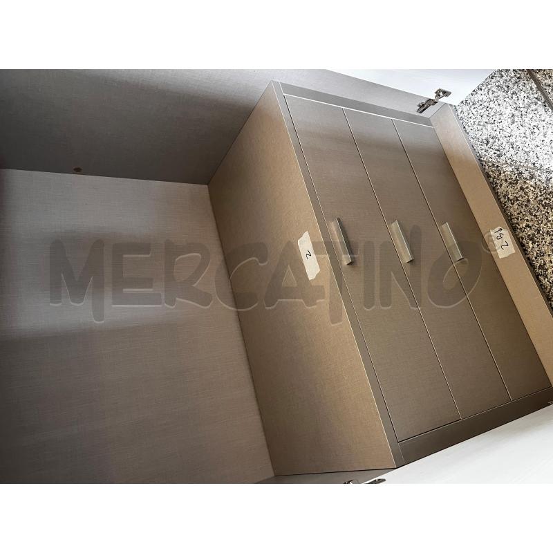 ARMADIO MODERNO GRIGIO 4 ANTE  | Mercatino dell'Usato Osasco 5