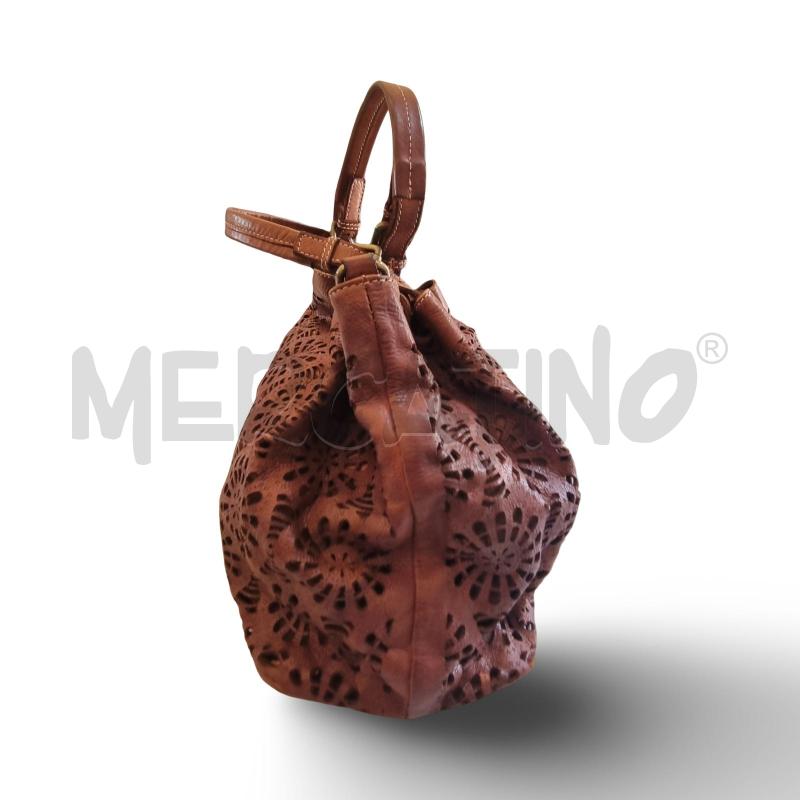 BORSA DONNA CUOIO TRAFORATA MARRONE MANICO CORTO E TRACOLLA | Mercatino dell'Usato Osasco 2