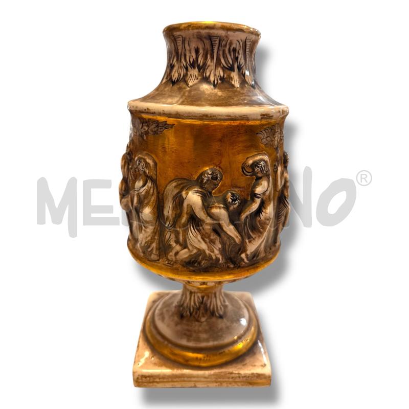 CAPODIMONTE VASO DECORI A BASSORILIEVO 20 CM | Mercatino dell'Usato Osasco 2