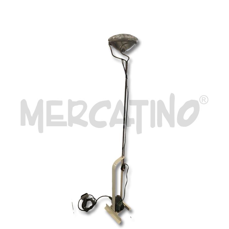 COLLEZIONE LAMPADA DA TERRA TOIO ACHILLE E PIER GIACOMO CASTIGLIONI FLOS 1962 PERFETTA E FUNZIONANTE | Mercatino dell'Usato Osasco 1
