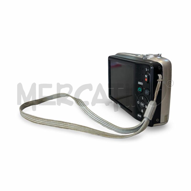 MACCHINA FOTOGRAFICA NIKON COOLPIX  | Mercatino dell'Usato Osasco 4