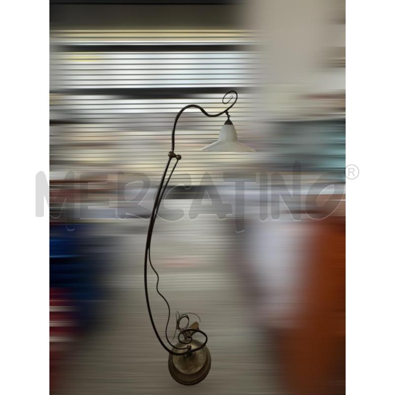 PIANTANA RAME 165 CM LUCE FIORE SATINATO | Mercatino dell'Usato Osasco 1