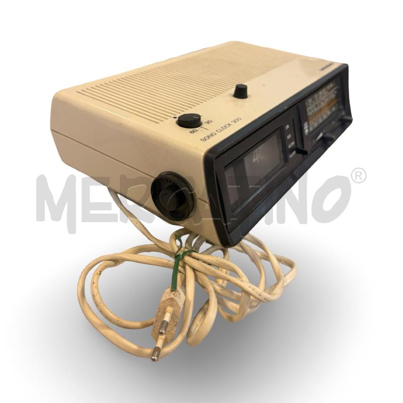 RADIO GRUNDIG SONO-CLOCK 300 1973/75 FUNZIONANTE | Mercatino dell'Usato Osasco 2