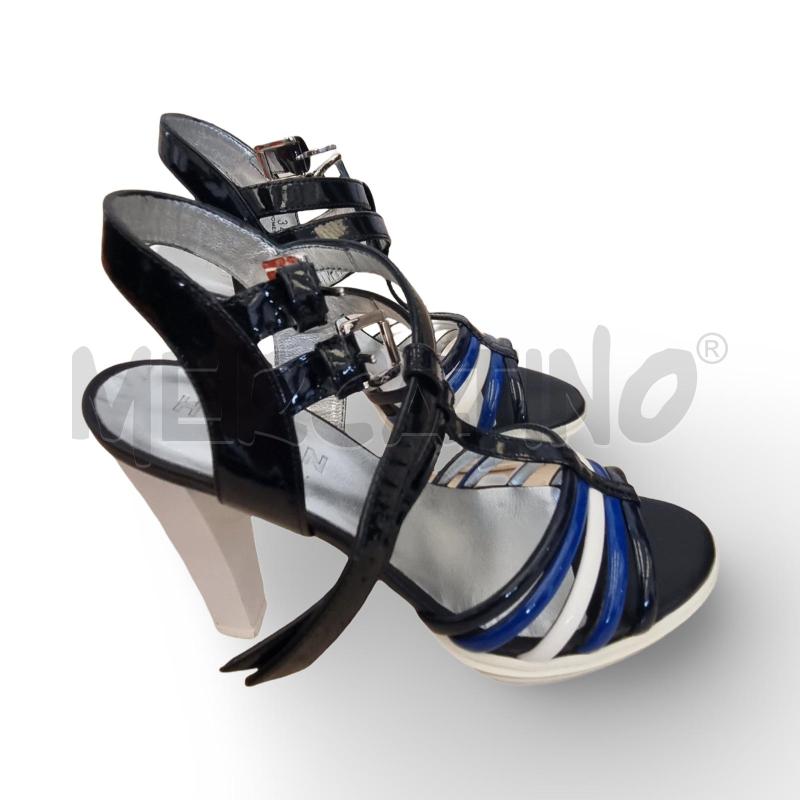 SANDALI DONNA HOGAN TACCO ALTO BIANCO VERNICE BLU SCURO E BIANCO  | Mercatino dell'Usato Osasco 2