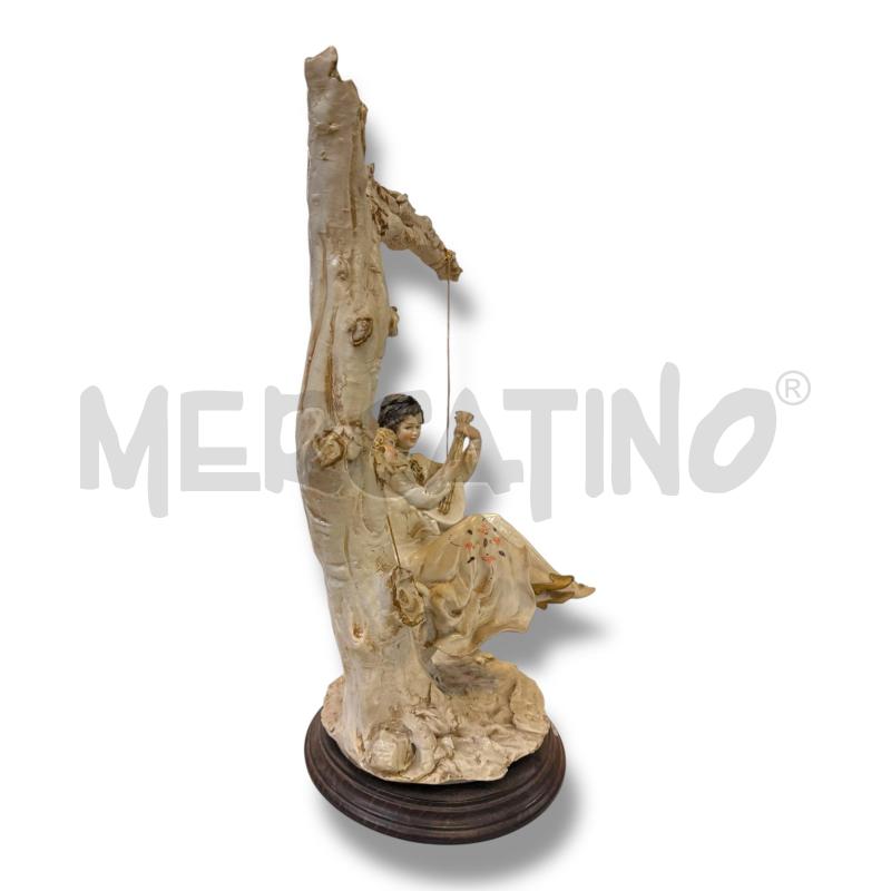 STATUINA CAPODIMONTE BELCARI COPPIA SU ALTALENA | Mercatino dell'Usato Osasco 2