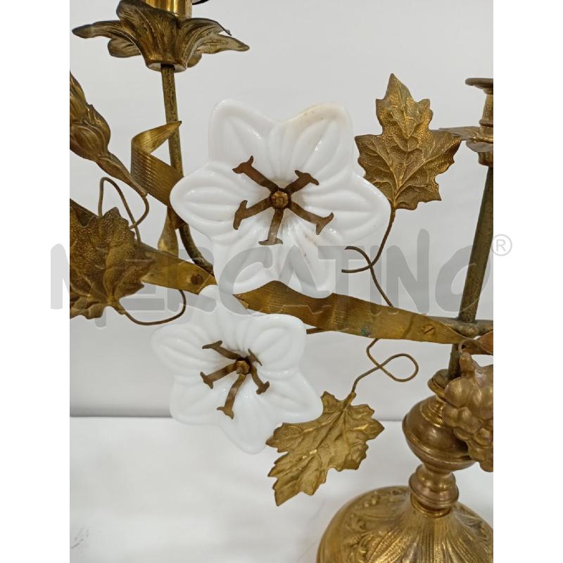 CANDELABRO 5 LUCI FIORI BIANCHI | Mercatino dell'Usato Torino crocetta 2