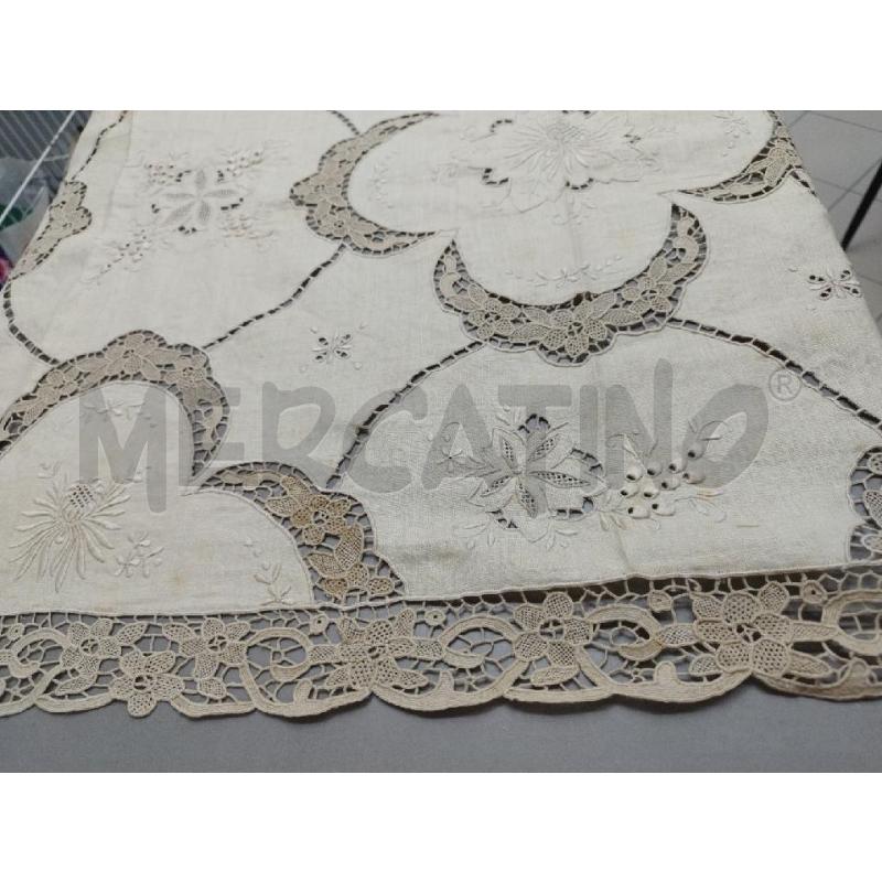 COPRI LETTO EGRU' RICAMATO | Mercatino dell'Usato Marsala 3