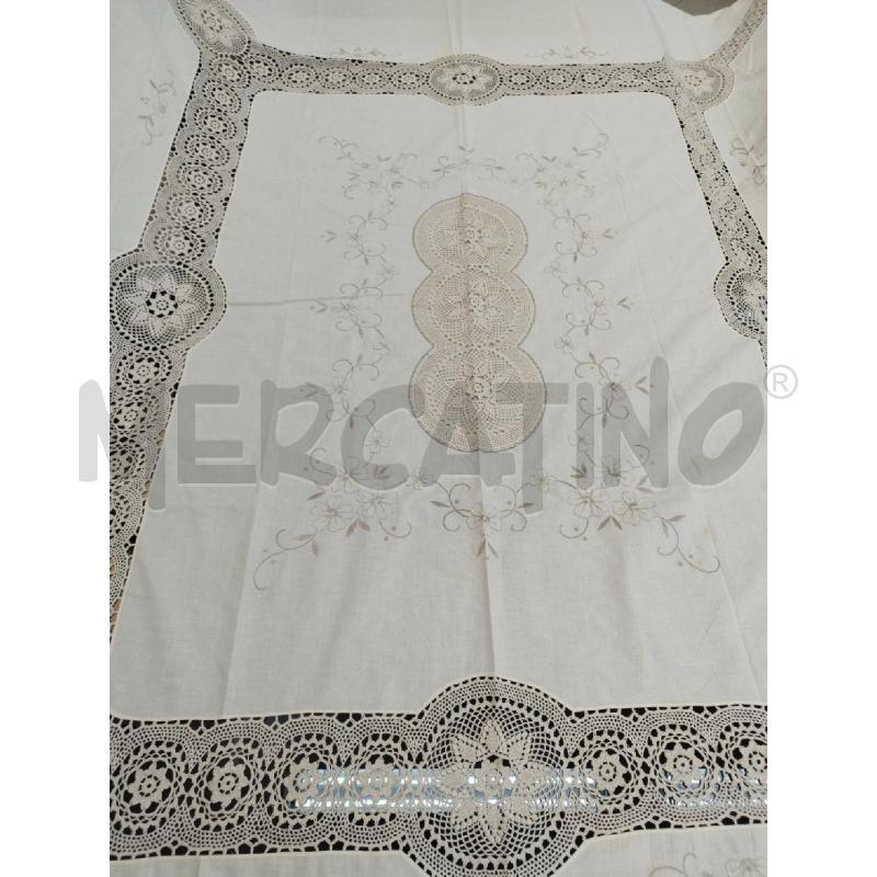 COPRI LETTO PANNA RICAMO UNCINETTO  | Mercatino dell'Usato Marsala 3