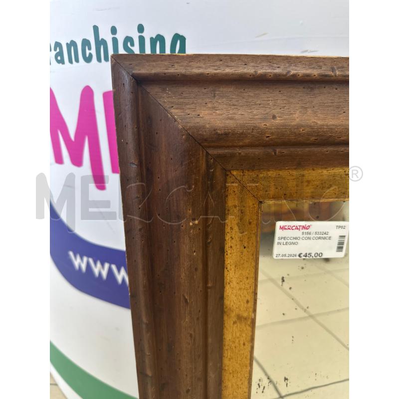 SPECCHIO CON CORNICE IN LEGNO  | Mercatino dell'Usato Marsala 2