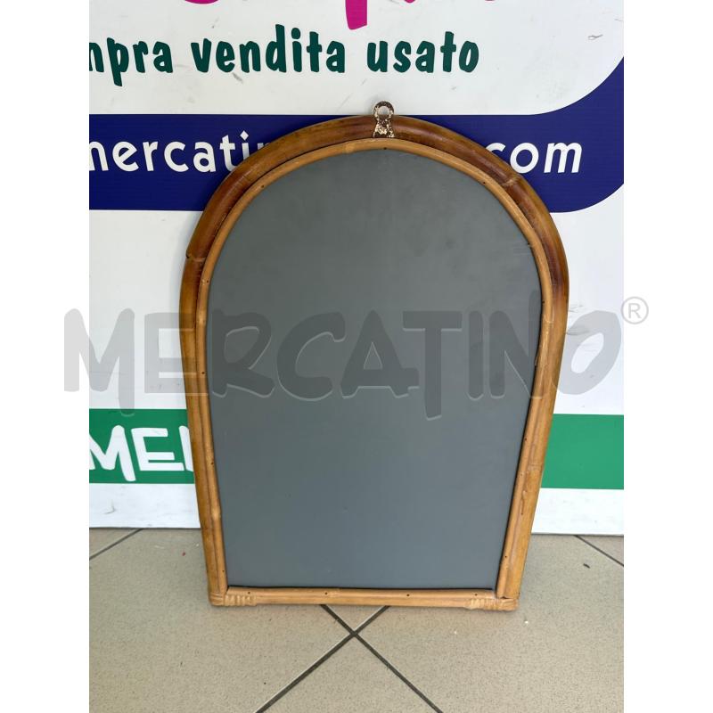 SPECCHIO PICCOLO IN RATTAN  | Mercatino dell'Usato Marsala 3