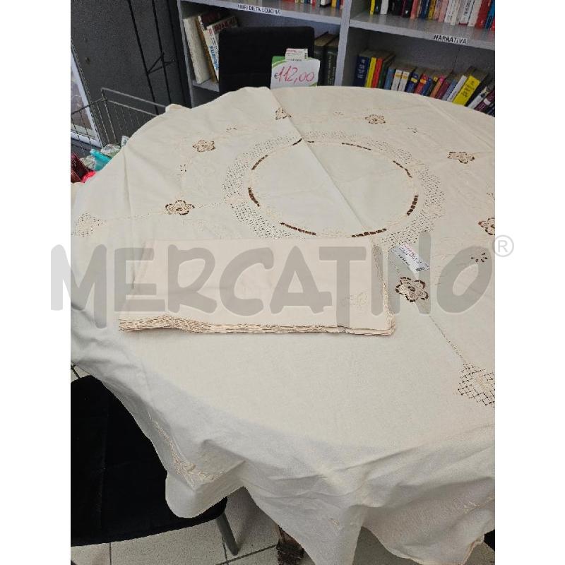 TOVAGLIA ROTONDA BEI RICAMO DA 8 | Mercatino dell'Usato Marsala 4