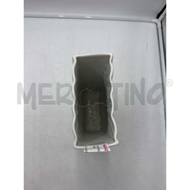 VASO BIANCO IN PORCELLANA  | Mercatino dell'Usato Marsala 3