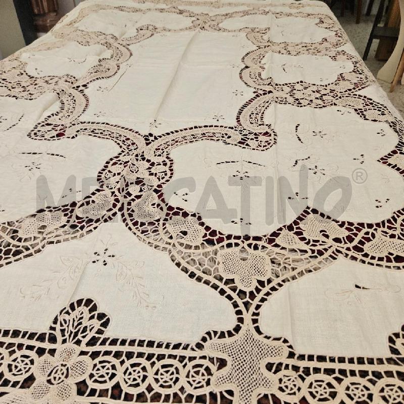 COPRI LETTO BEIGE BUR | Mercatino dell'Usato Mazara del vallo 1