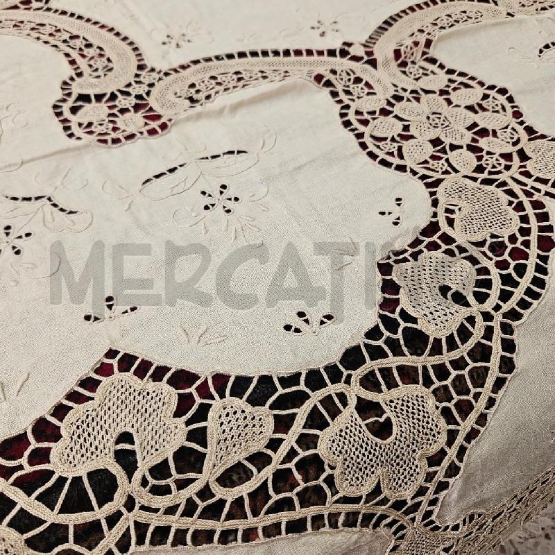 COPRI LETTO BEIGE BUR | Mercatino dell'Usato Mazara del vallo 3