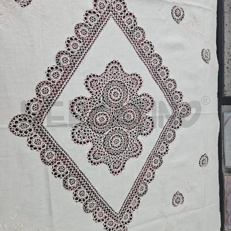 COPRI LETTO BEIGE CHICCHIRINO | Mercatino dell'Usato Mazara del vallo 4
