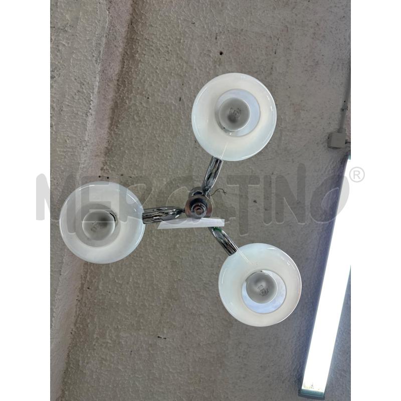 LAMPADARIO CON BOCCE E ACC | Mercatino dell'Usato Mazara del vallo 4